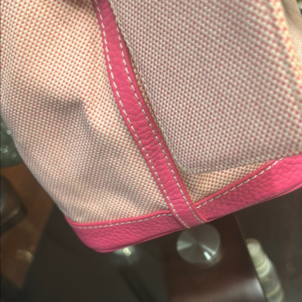 Dooney & Bourke Pink and Cream Women's Tote Bag nwot! - Picture 5 of 15